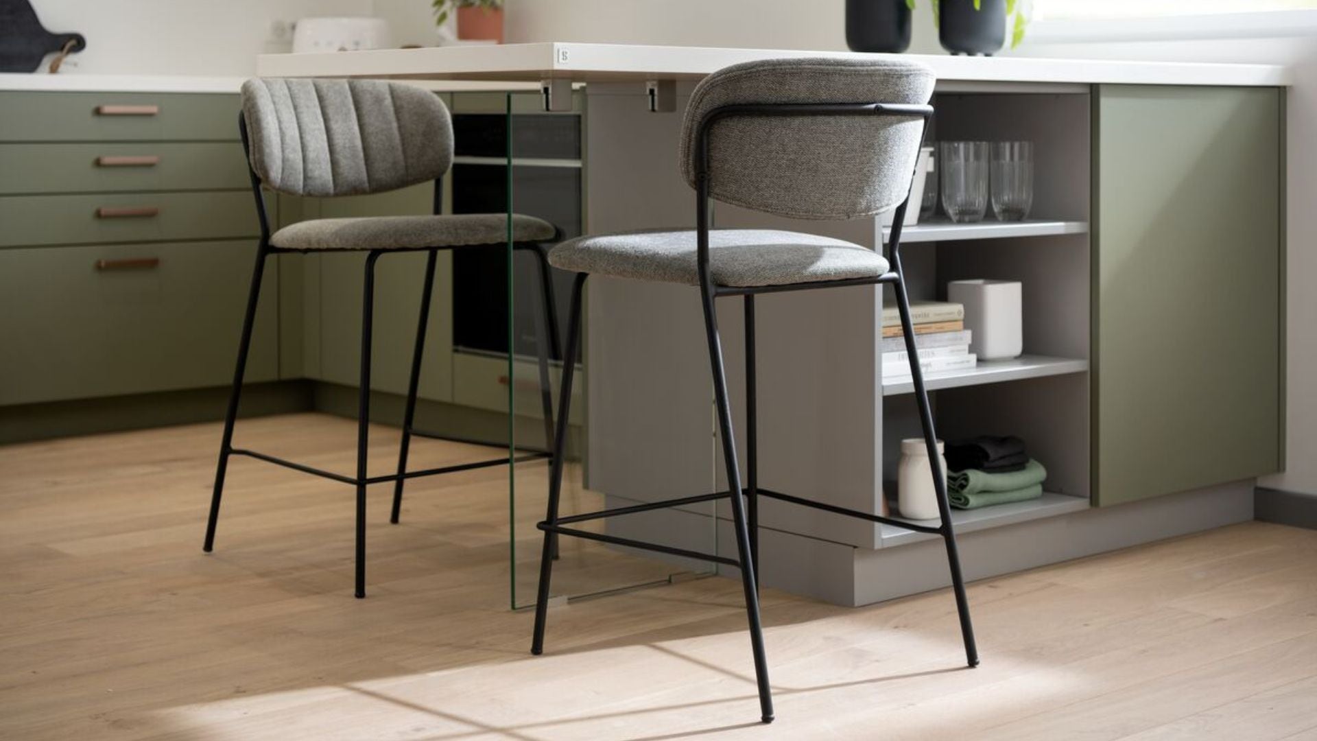 Chaises Chaises